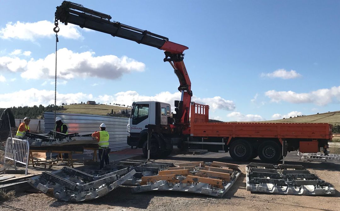 Imagen de archivo de los trabajos realizados en el velódromo de Valdepeñas, durante las primeras fases de la obra Imagen de archivo de los trabajos realizados en el velódromo de Valdepeñas, durante las primeras fases de la obra