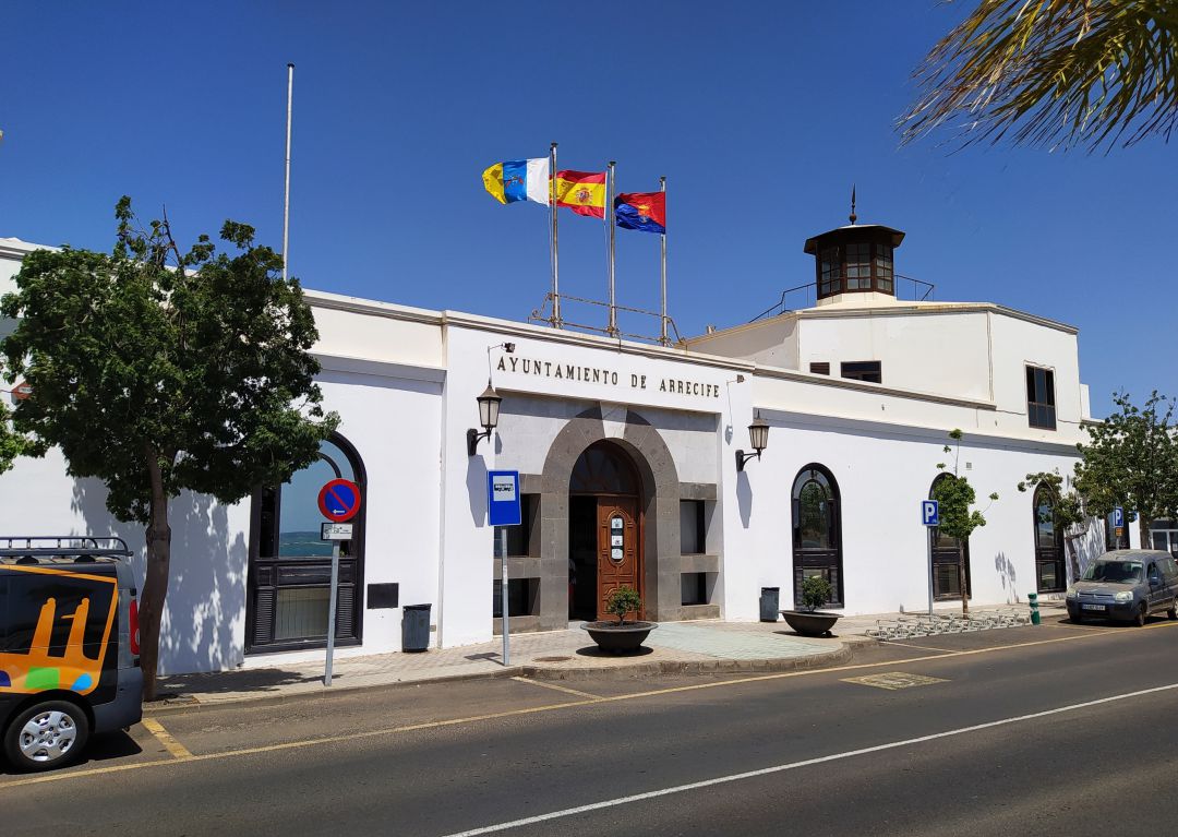 Exterior del Ayuntamiento de Arrecife. Exterior del Ayuntamiento de Arrecife.