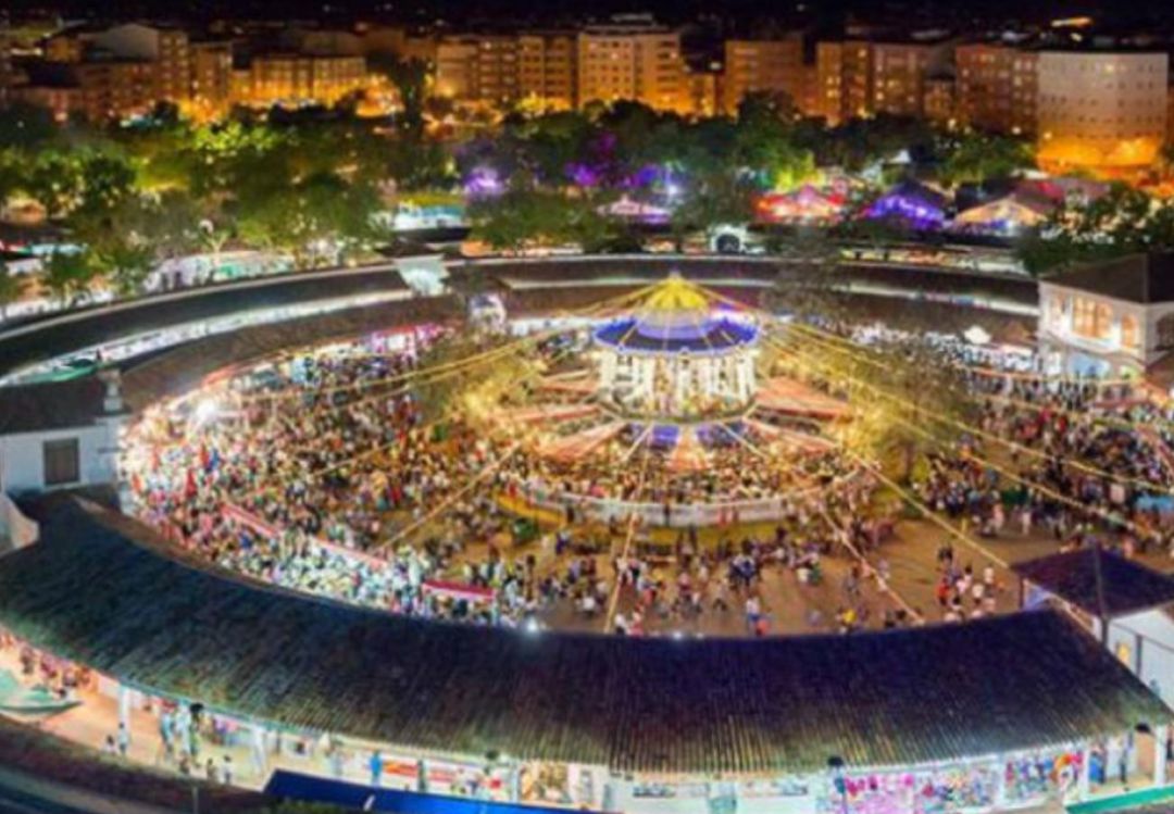 Imagen de archivo de la Feria de Albacete Imagen de archivo de la Feria de Albacete