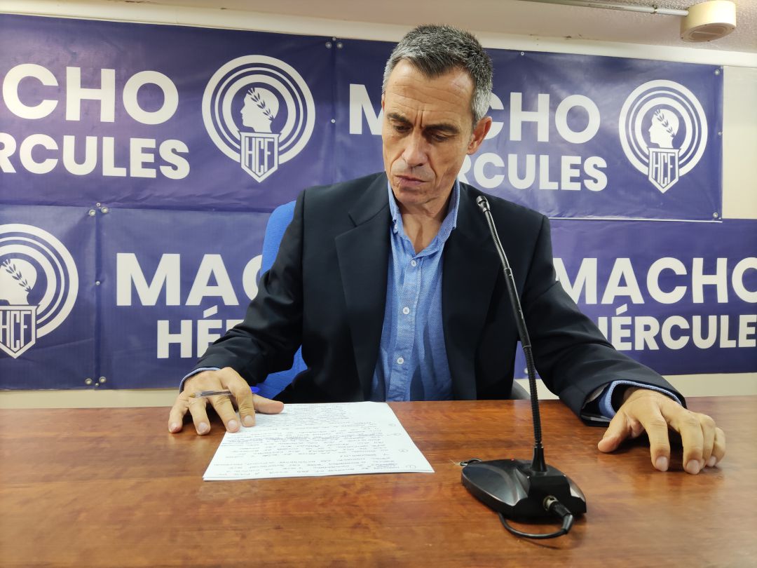 Carmelo del Pozo, en la sala de prensa del Rico Pérez Carmelo del Pozo, en la sala de prensa del Rico Pérez