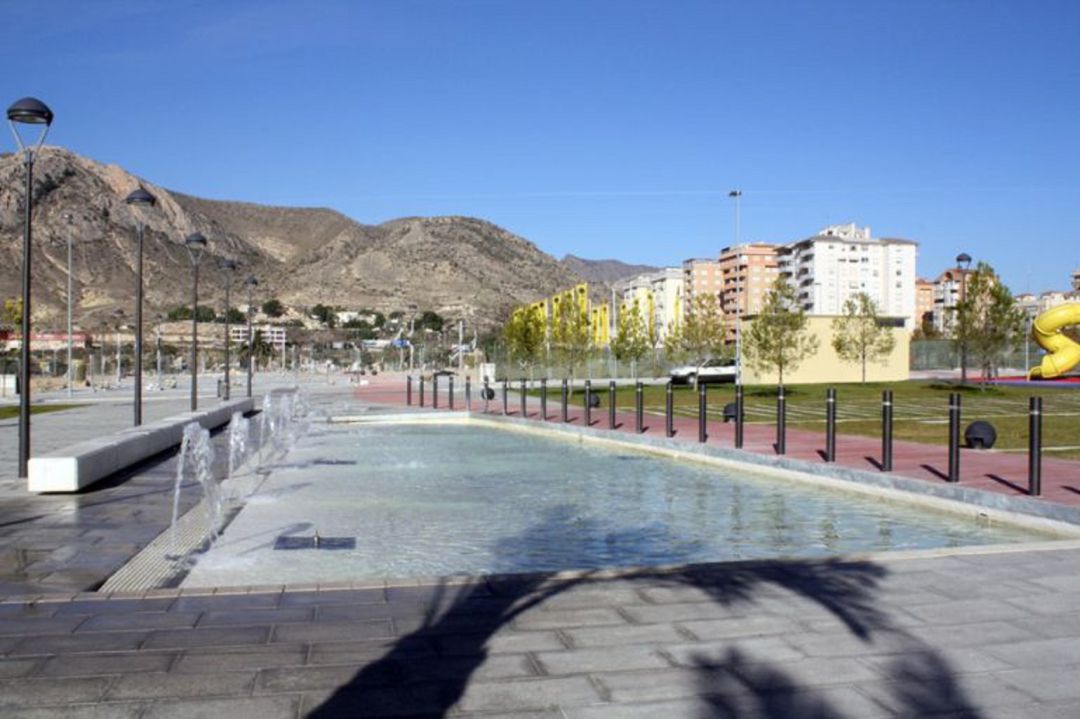 La nueva superficie comercial se situará en esta zona de expansión de Elda La nueva superficie comercial se situará en esta zona de expansión de Elda