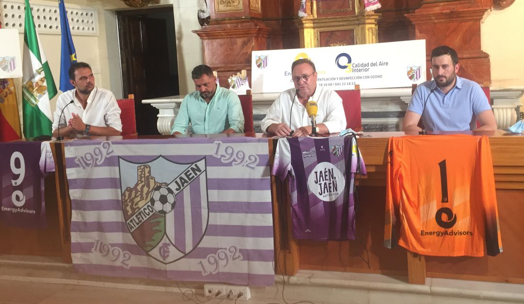 Presentación de las novedades de la próxima temporada del Atlético Jaén. Presentación de las novedades de la próxima temporada del Atlético Jaén.