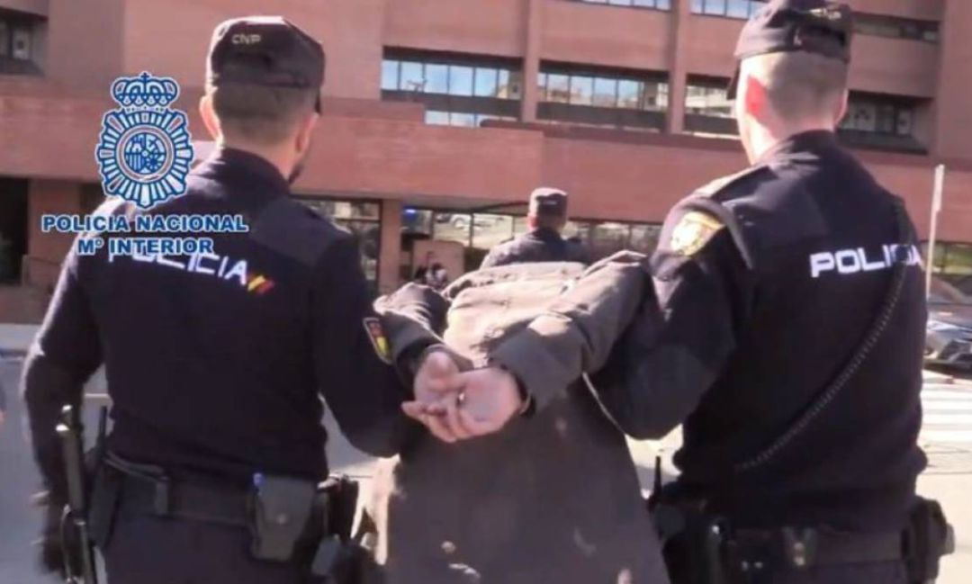 El caníbal de Ventas condenado por descuartizar y comerse a su madre. El caníbal de Ventas condenado por descuartizar y comerse a su madre.