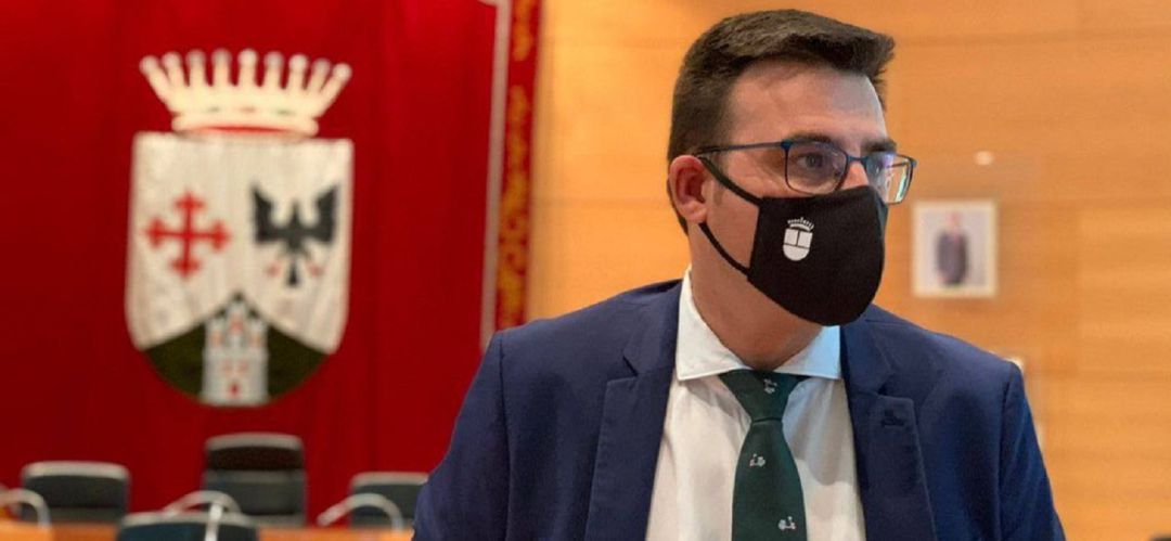 En 2019, los nueve ediles del PSOE y los cinco de Cs pactaron conformar un Ejecutivo en el que "se alternarían" la Alcaldía cada dos años En 2019, los nueve ediles del PSOE y los cinco de Cs pactaron conformar un Ejecutivo en el que "se alternarían" la Alcaldía cada dos años