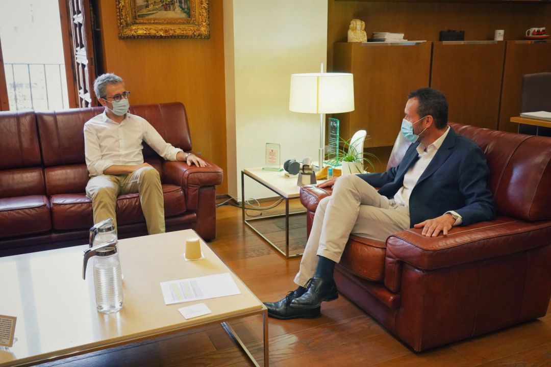 Reunión entre Carlos González y Arcadi España Reunión entre Carlos González y Arcadi España