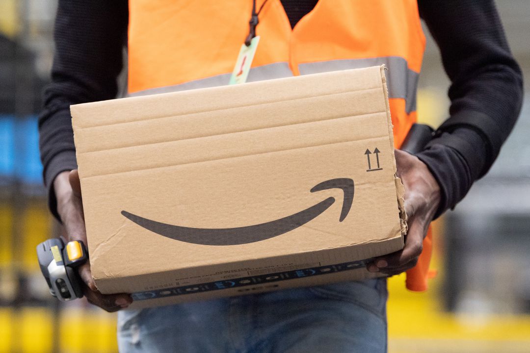 Paquete de Amazon. Paquete de Amazon.