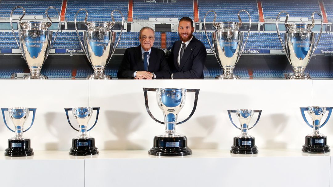 Florentino Pérez y Sergio Ramos, en la despedida del jugador Florentino Pérez y Sergio Ramos, en la despedida del jugador