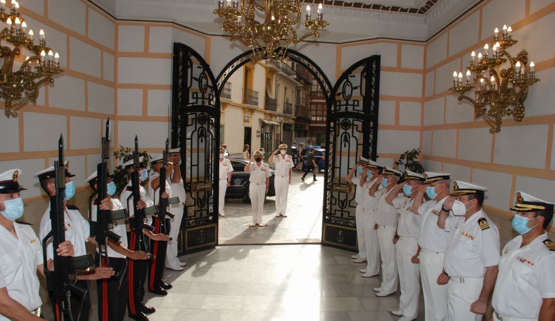 Visita del Jefe del Estado Mayor de la Defensa a Cartagena Visita del Jefe del Estado Mayor de la Defensa a Cartagena