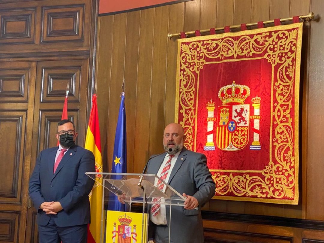 José Luis Arasti, Delegado del Gobierno en Navarra, y Javier Remírez, Vicepresidente del Gobierno de Navarra. José Luis Arasti, Delegado del Gobierno en Navarra, y Javier Remírez, Vicepresidente del Gobierno de Navarra.