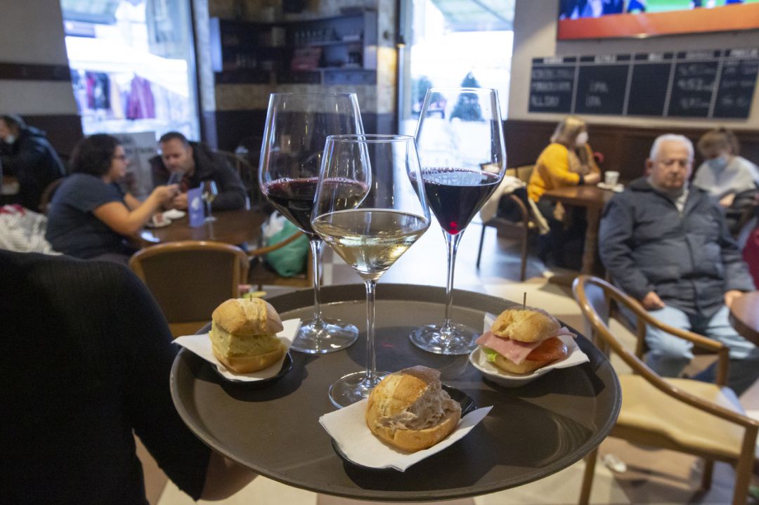 Regresa a Salamanca el consumo en barra en hostelería Regresa a Salamanca el consumo en barra en hostelería