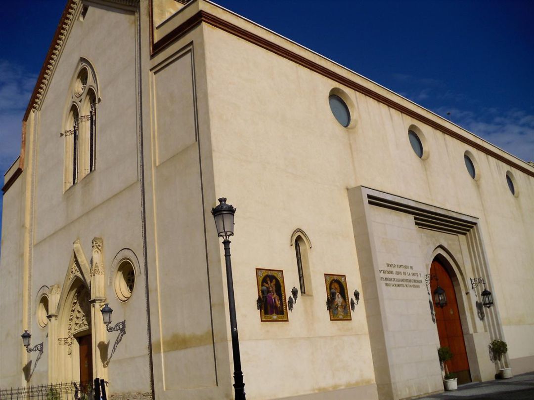Santuario de la Hermandad de Los Gitanos Santuario de la Hermandad de Los Gitanos
