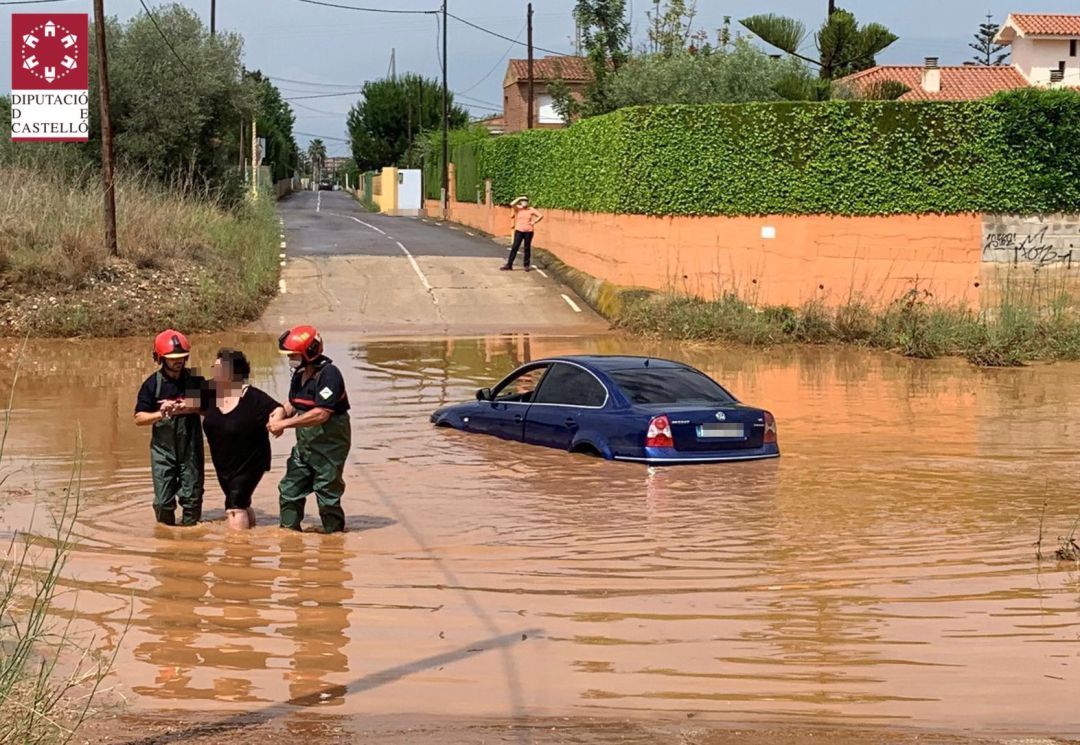 Rescate por lluvias en el norte de la provincia de Castellón Rescate por lluvias en el norte de la provincia de Castellón