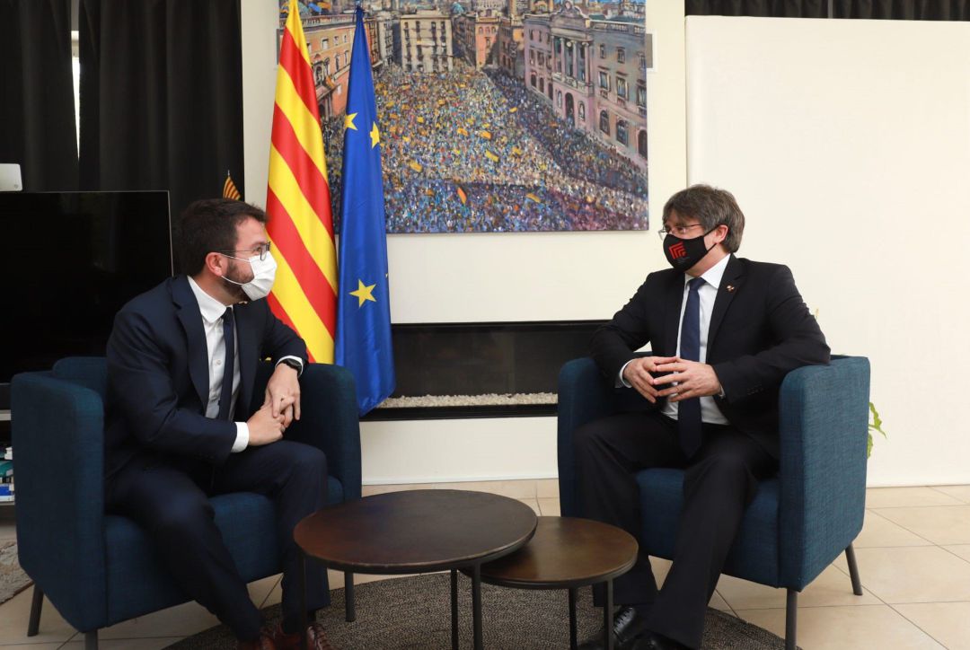 Reunión del presidente de la Generalitat, Pere Aragonès, con el expresidente Carles Puigdemont
Reunión del presidente de la Generalitat, Pere Aragonès, con el expresidente Carles Puigdemont