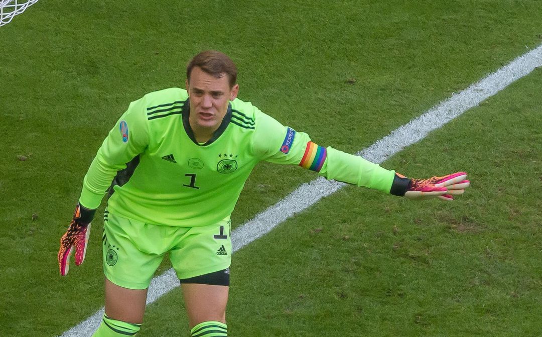 Neuer, durante el partido contra Francia. Neuer, durante el partido contra Francia.