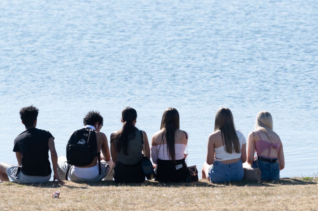 Sanidad estudia imponer medidas para los menores de 45 años en Tenerife Sanidad estudia imponer medidas para los menores de 45 años en Tenerife