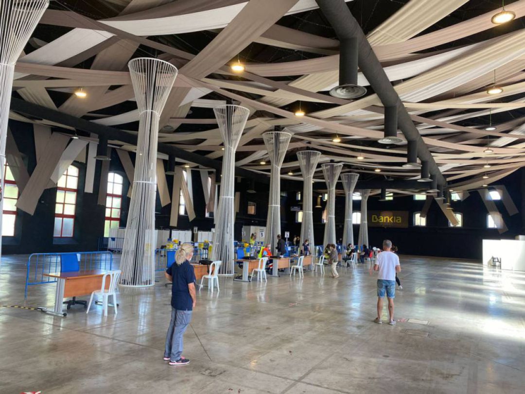 Vacunación masiva contra la covid en la Feria de Muestras de Armilla-Granada (FERMASA) Vacunación masiva contra la covid en la Feria de Muestras de Armilla-Granada (FERMASA)