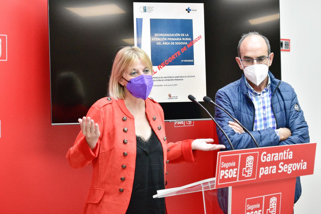 Vicesecretaria general del PSOE de Segovia y Alcaldesa de Cabezuela, Ana Agudíez, y Juan José Maroto, Alcalde de Nava de la Asunción Vicesecretaria general del PSOE de Segovia y Alcaldesa de Cabezuela, Ana Agudíez, y Juan José Maroto, Alcalde de Nava de la Asunción