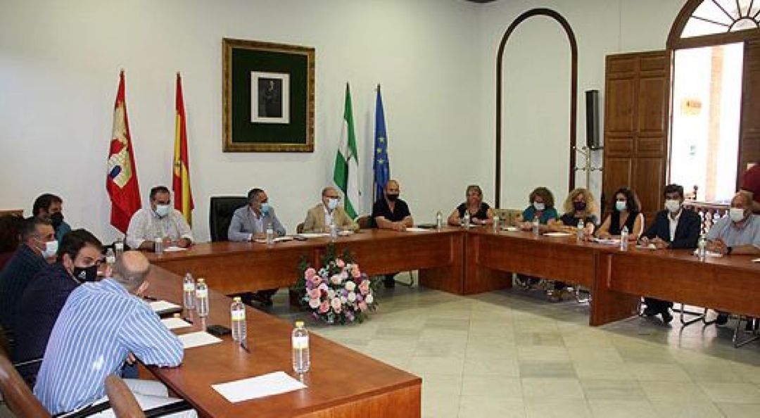 Reunión de los alcaldes del Guadalhorce y la Sierra de las Nieves con los responsables de la Junta de Andalucía Reunión de los alcaldes del Guadalhorce y la Sierra de las Nieves con los responsables de la Junta de Andalucía