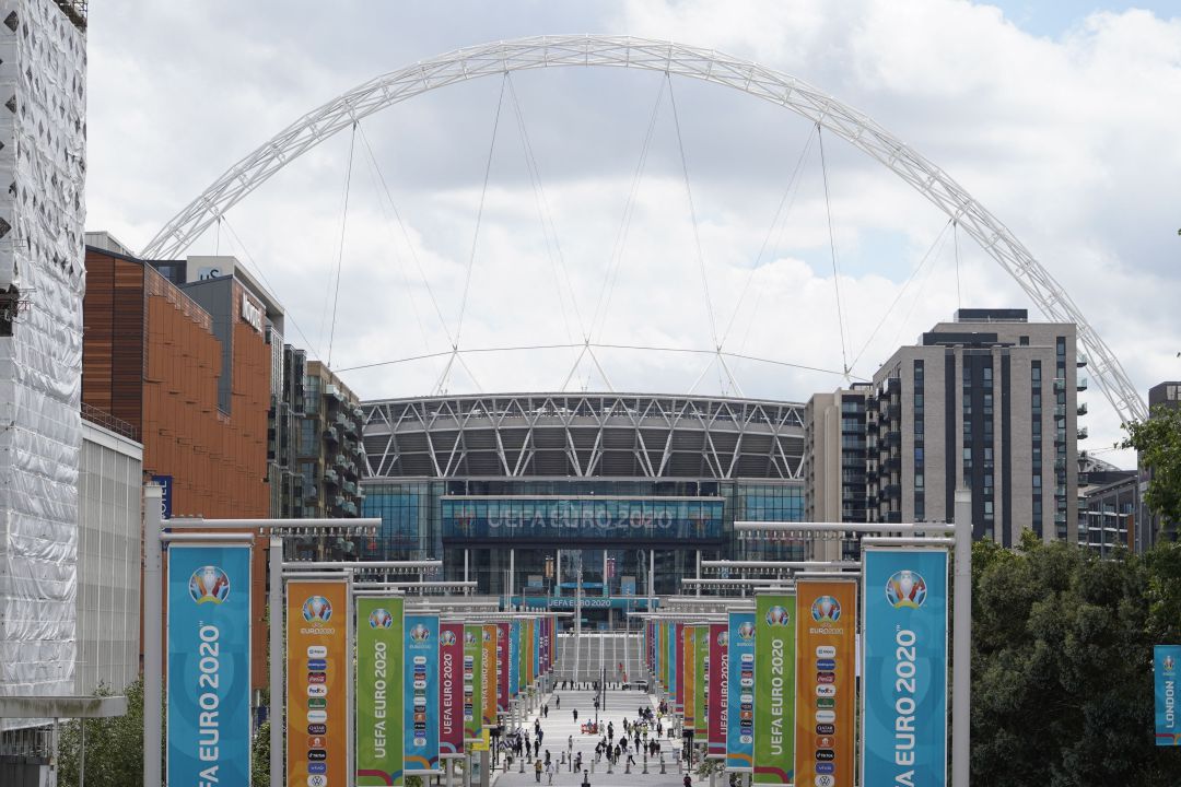 El Gobierno de Reino Unido anuncia una 'Final Four' de la Eurocopa en Wembley ante 60.000 espectadores El Gobierno de Reino Unido anuncia una 'Final Four' de la Eurocopa en Wembley ante 60.000 espectadores