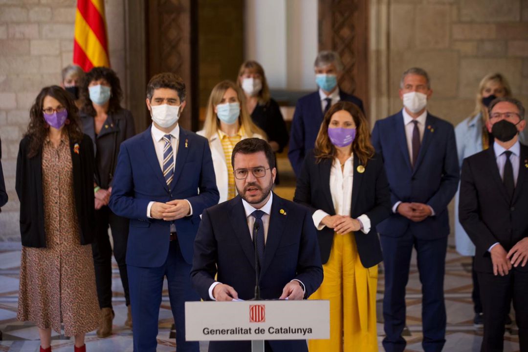 Comparecencia del presidente de la Generalitat, Pere Aragonès, junto al Govern tras los indultos a los presos del 1-O. Comparecencia del presidente de la Generalitat, Pere Aragonès, junto al Govern tras los indultos a los presos del 1-O.