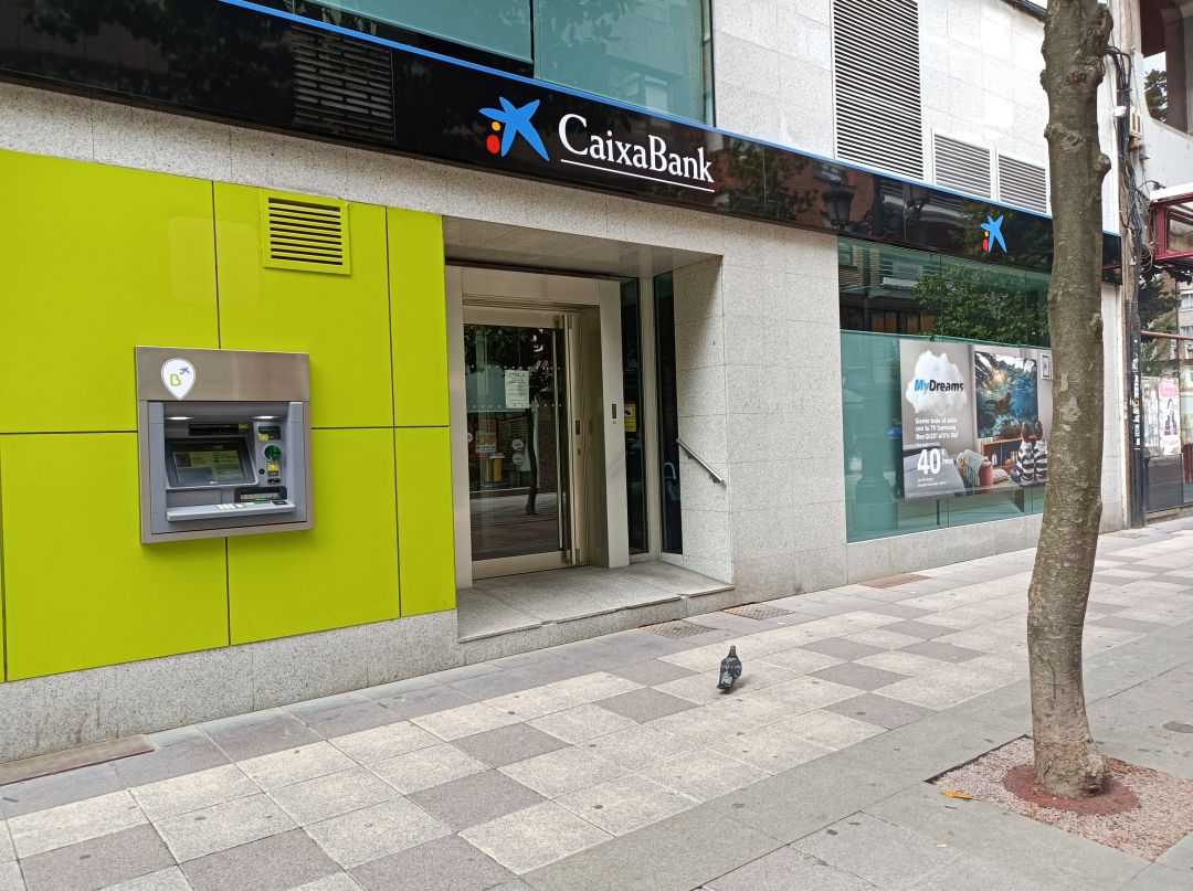 Las oficinas en Ponferrada han cerrado a cal y canto Las oficinas en Ponferrada han cerrado a cal y canto