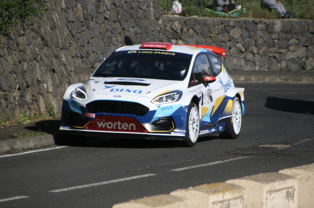 Enrique Cruz y Yeray Mújica (Ford Fiesta R5) Enrique Cruz y Yeray Mújica (Ford Fiesta R5)