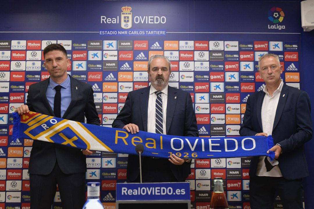 Reyes y Rivas en la presentación. Reyes y Rivas en la presentación.