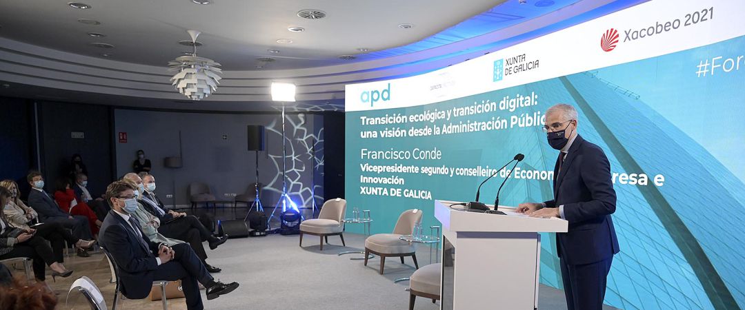 Francisco Conde durante su participación en el foro Francisco Conde durante su participación en el foro