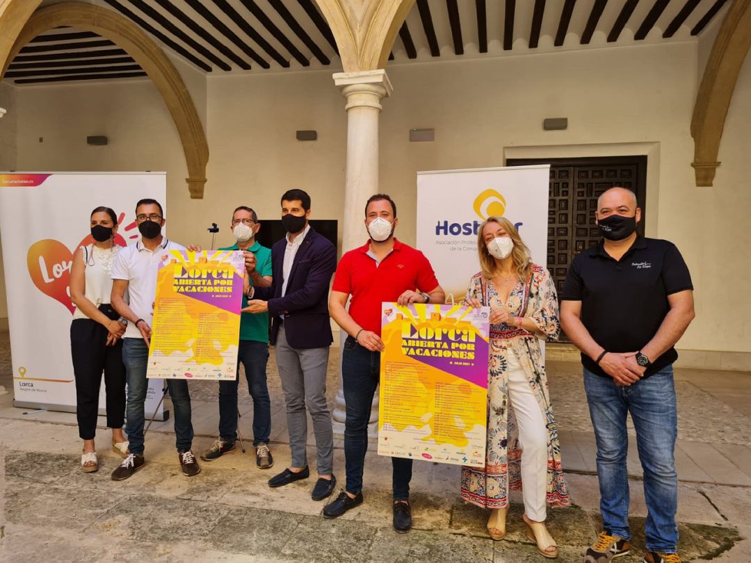 'Lorca abierta por vacaciones',una iniciativa para llenar de vida las terrazas hosteleras en el mes de julio. 'Lorca abierta por vacaciones',una iniciativa para llenar de vida las terrazas hosteleras en el mes de julio.