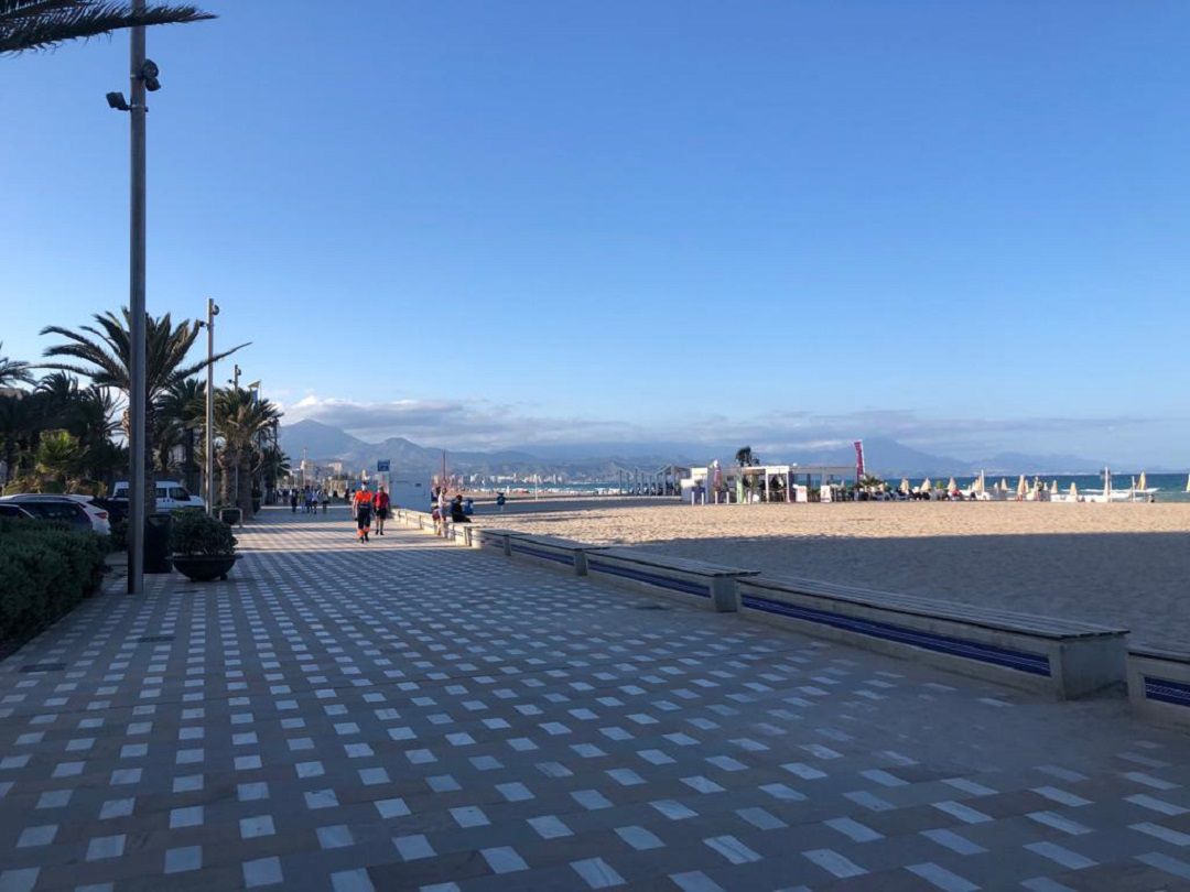 Paseo Marítimo y playa desalajodas este miércoles en Valencia Paseo Marítimo y playa desalajodas este miércoles en Valencia