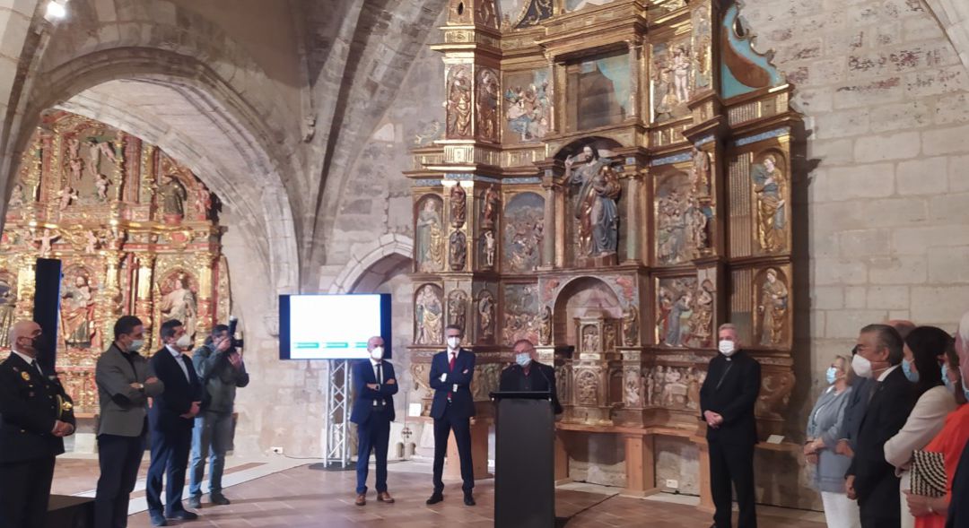 El Museo del Retablo se amplía con dos nuevas salas en la parte superior del claustro de la iglesia de San Esteban El Museo del Retablo se amplía con dos nuevas salas en la parte superior del claustro de la iglesia de San Esteban