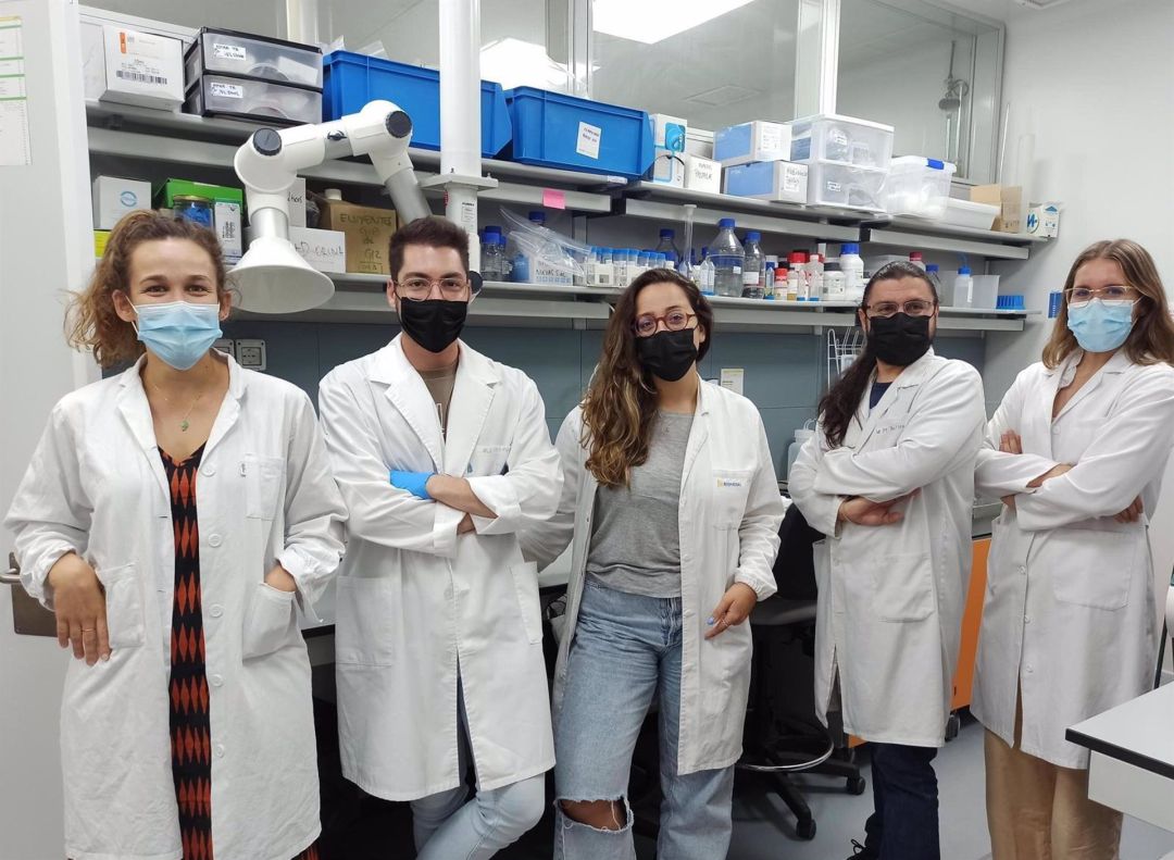 El laboratorio de la empresa Biomedal. El laboratorio de la empresa Biomedal.