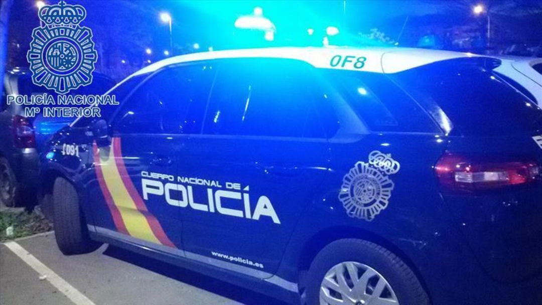 Imagen de archivo de un vehículo policial Imagen de archivo de un vehículo policial