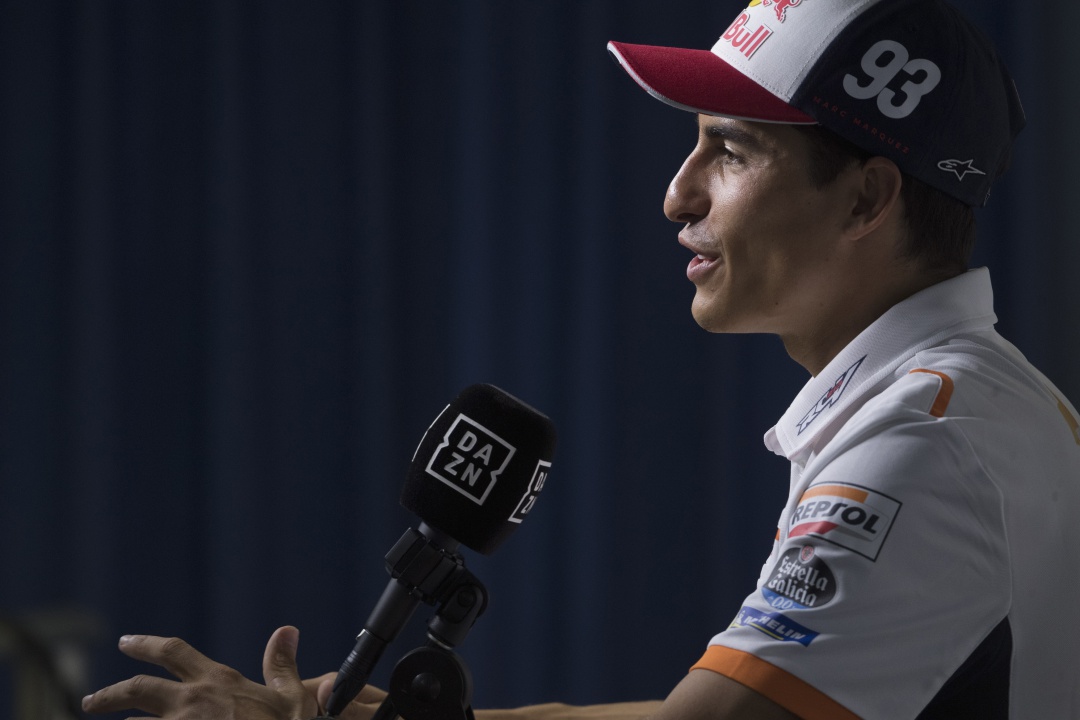 Marc Márquez hablando con los medios de comunicación Marc Márquez hablando con los medios de comunicación