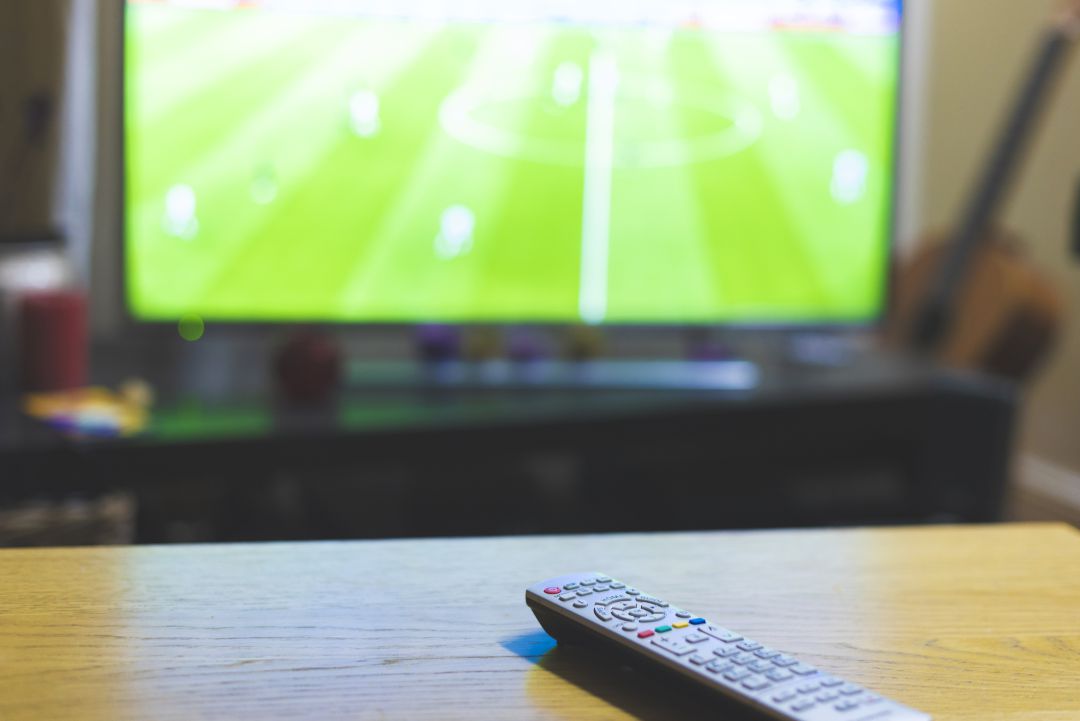 La presidenta de la CNMC propone adelantar el 'prime time' televisivo para reducir el consumo eléctrico en ese tramo. La presidenta de la CNMC propone adelantar el 'prime time' televisivo para reducir el consumo eléctrico en ese tramo.