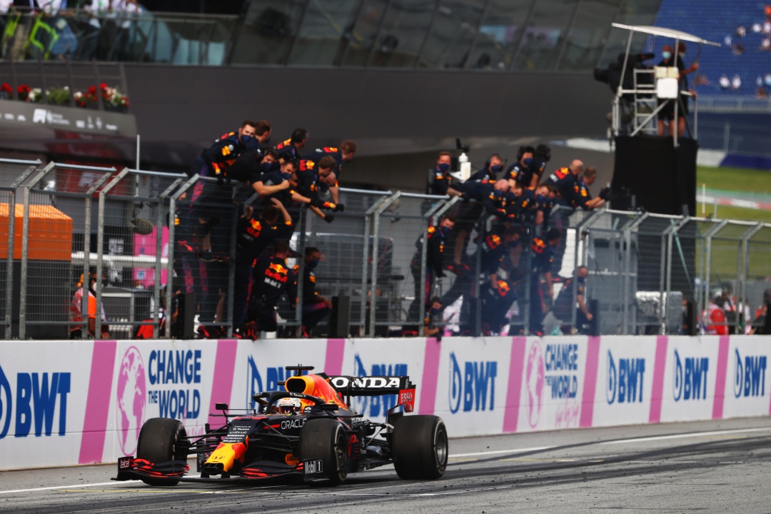 Max Verstappen consigue su cuarta victoria en el Gran Premio de Styria Max Verstappen consigue su cuarta victoria en el Gran Premio de Styria