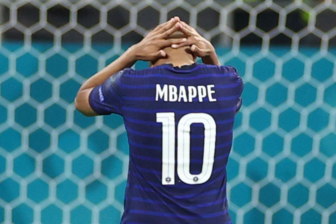 Mbappé falló el penalti decisivo Mbappé falló el penalti decisivo