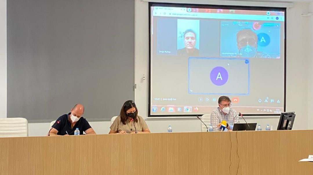 Momento del pleno ordinario del mes de junio, el pasado viernes Momento del pleno ordinario del mes de junio, el pasado viernes
