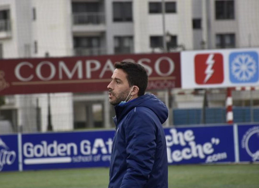 Jaime en un partido con el Cova Jaime en un partido con el Cova