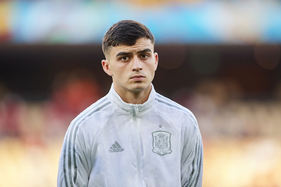 Pedri concentrado en un partido de la selección española en la Eurocopa 2020 Pedri concentrado en un partido de la selección española en la Eurocopa 2020