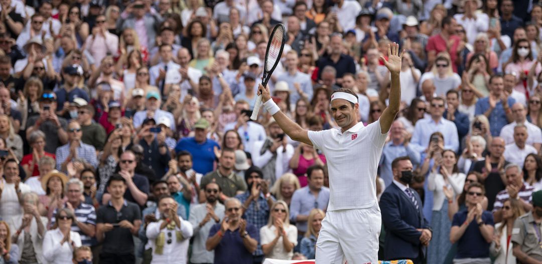 Roger Federer, ovacionado por la grada londinense Roger Federer, ovacionado por la grada londinense