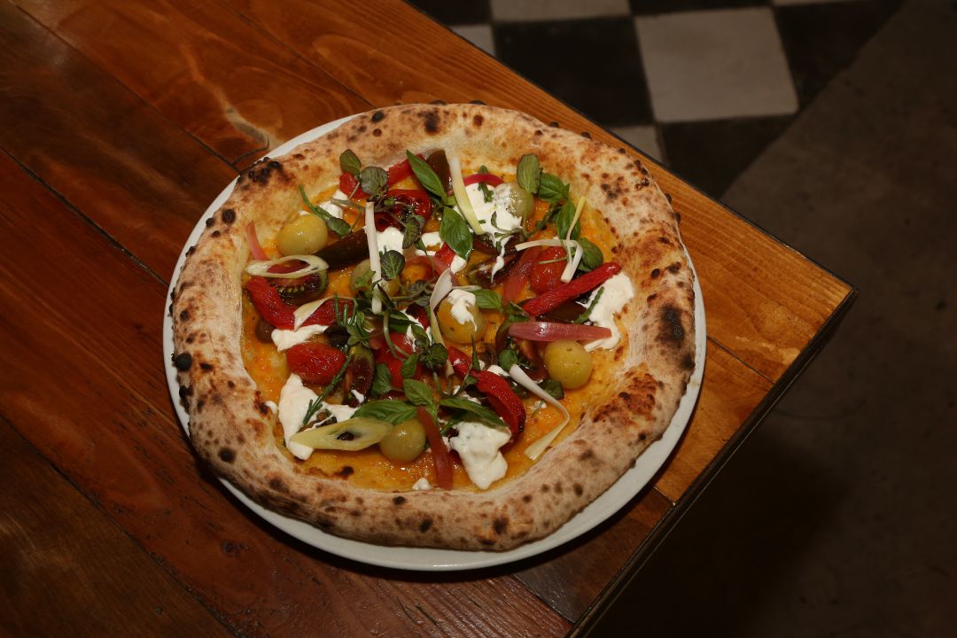 La Balmesina ha ganado el premio a la Mejor Pizza Napolitana de España. La Balmesina ha ganado el premio a la Mejor Pizza Napolitana de España.