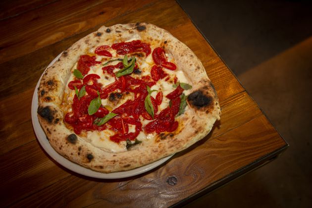 Can Pizza se ha llevado el premio a la mejor pizza estilo libre de España. Can Pizza se ha llevado el premio a la mejor pizza estilo libre de España.