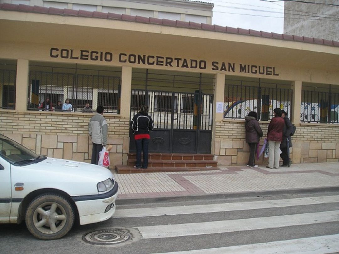 Imagen de archivo del colegio San Miguel Imagen de archivo del colegio San Miguel