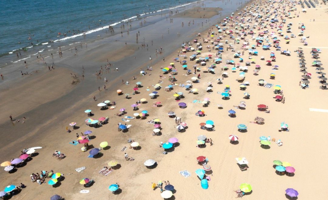 Vista aérea de una playa de Punta Umbría. Vista aérea de una playa de Punta Umbría.