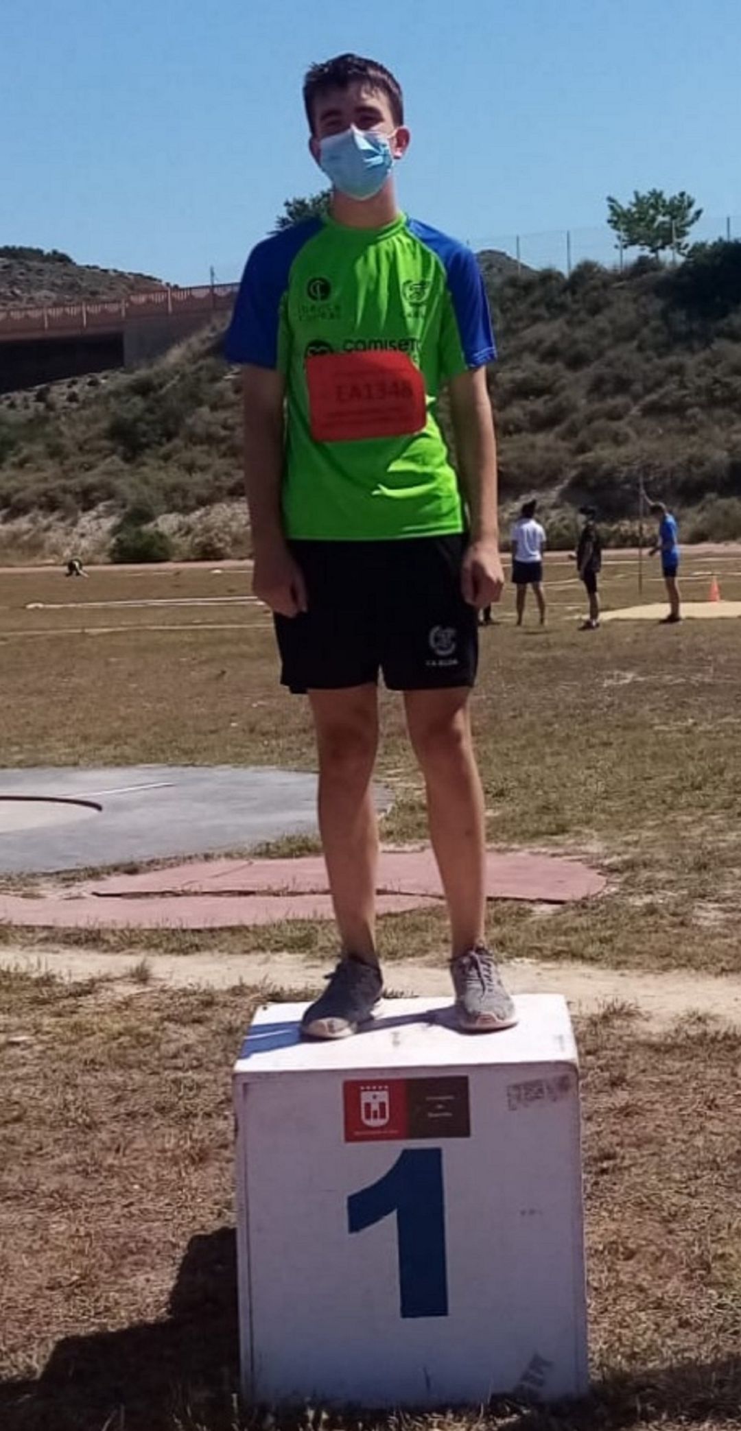 Adrián Martínez en lo más alto del podio de Elda Adrián Martínez en lo más alto del podio de Elda