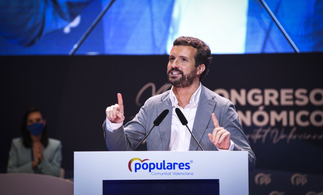 El presidente del PP, Pablo Casado interviene tras haber sido elegido Mazón presidente del PPCV, en el XV Congreso regional del Partido Popular de la Comunidad Valenciana, a 2 de julio de 2021, en Valencia, Comunidad Valenciana (España). Mazón es una apuesta de la cúpula del PP para ganar más poder territorial en las próximas elecciones autonómicas y municipales de 2023 y además, es el candidato único del Congreso regional que sustituye a Isabel Bonig. El presidente del PP, Pablo Casado interviene tras haber sido elegido Mazón presidente del PPCV, en el XV Congreso regional del Partido Popular de la Comunidad Valenciana, a 2 de julio de 2021, en Valencia, Comunidad Valenciana (España). Mazón es una apuesta de la cúpula del PP para ganar más poder territorial en las próximas elecciones autonómicas y municipales de 2023 y además, es el candidato único del Congreso regional que sustituye a Isabel Bonig.