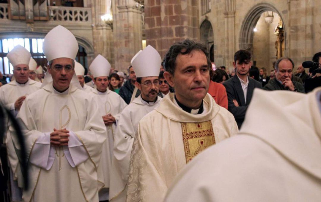 Joseba Segura toma posesión como nuevo Obispo de Bilbao Joseba Segura toma posesión como nuevo Obispo de Bilbao