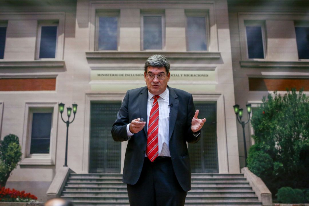 El ministro de Inclusión, Seguridad Social y Migraciones, José Luis Escrivá, durante una rueda de prensa en la sede ministerial El ministro de Inclusión, Seguridad Social y Migraciones, José Luis Escrivá, durante una rueda de prensa en la sede ministerial
