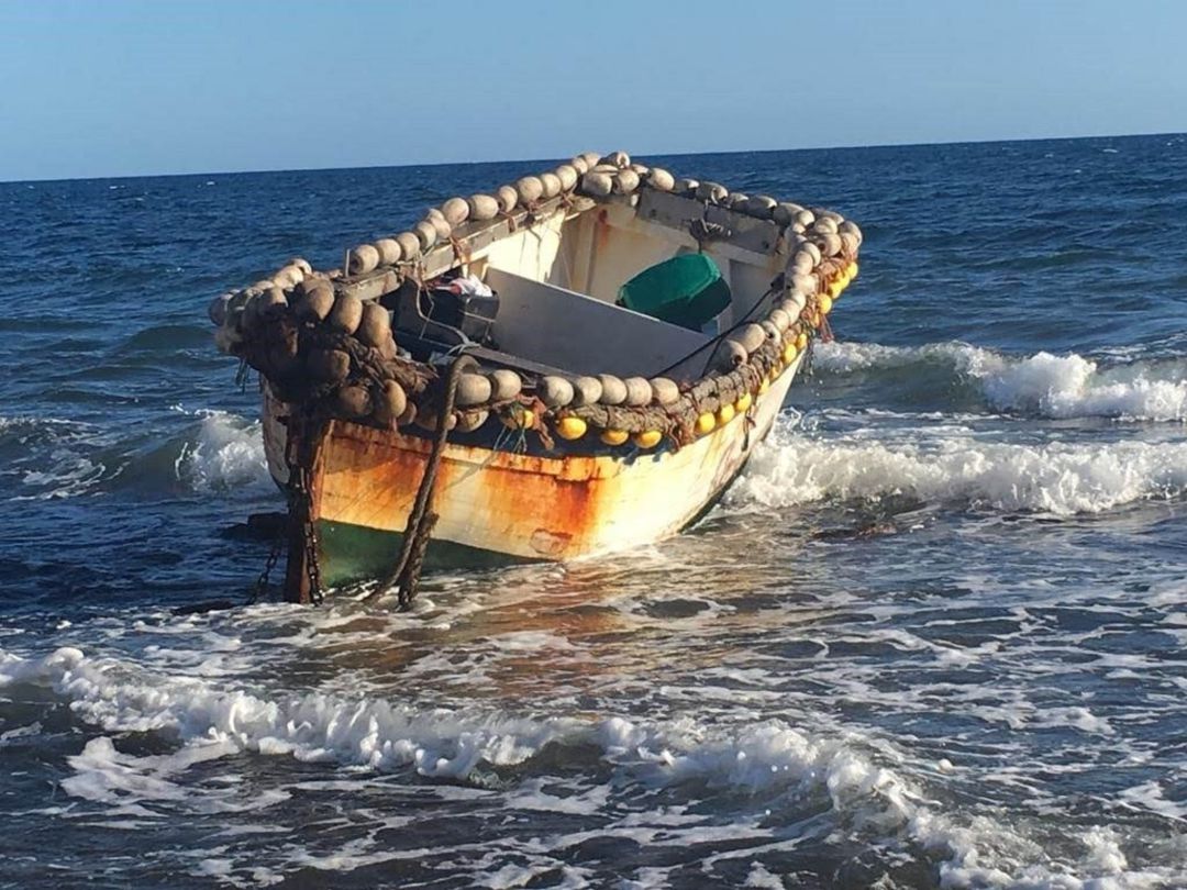 Rescatados en helicóptero 14 ocupantes de una patera al sur de Cabrera Rescatados en helicóptero 14 ocupantes de una patera al sur de Cabrera